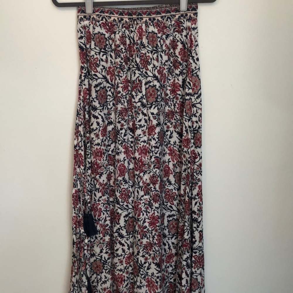 Floral print maxi skirt with tassels